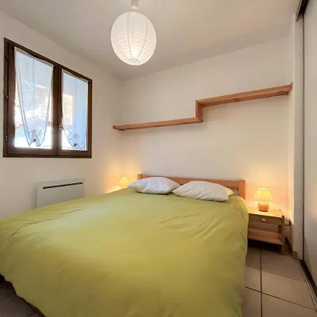Cosy Pour 4 Pers, 400m Pistes Et Village, Balcon, Parking Et Casier A Skis, - Fr-1-330f-221 *